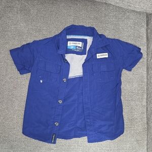 Magellan Outdoors Blue Kids Button Down Shirt
